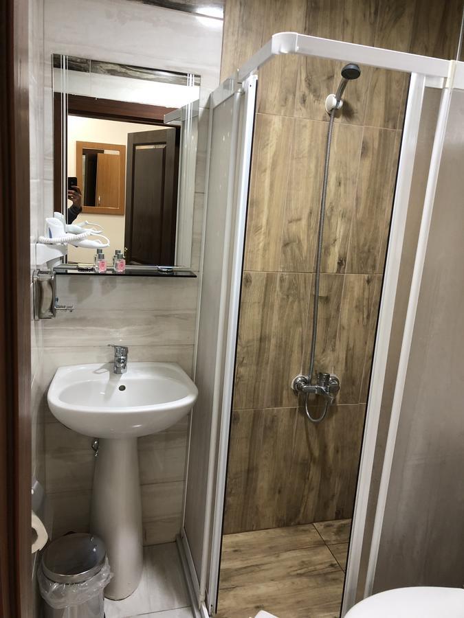 Gulistan Hotel زارا المظهر الخارجي الصورة