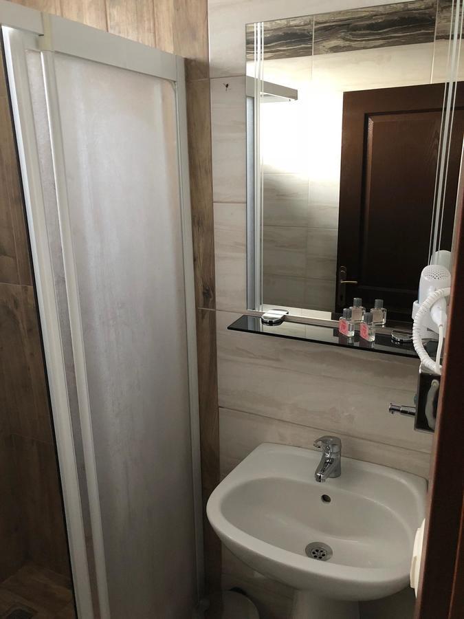 Gulistan Hotel زارا المظهر الخارجي الصورة